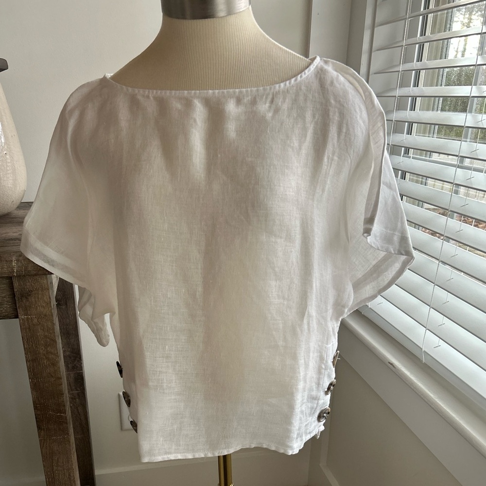 Harve Benard Linen Top